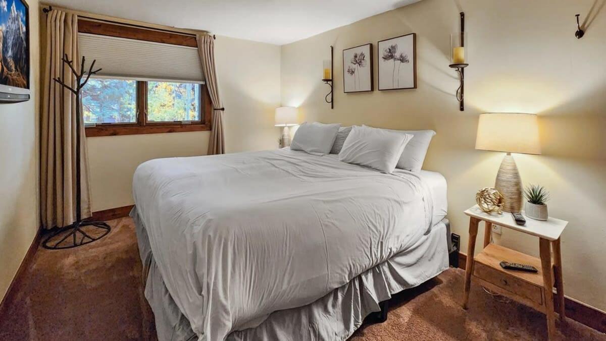 Cozy 2 Bedroom Condo In Town Walk To Main St Skiing Брекънридж Екстериор снимка