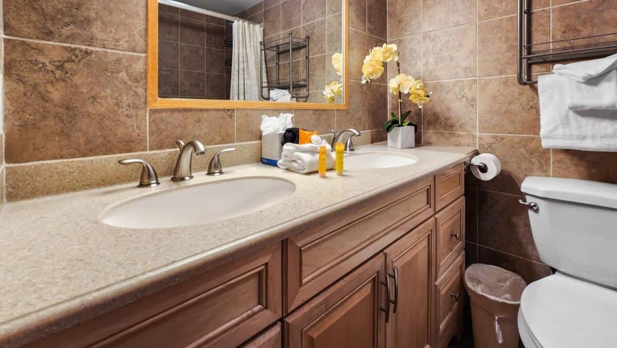 Cozy 2 Bedroom Condo In Town Walk To Main St Skiing Брекънридж Екстериор снимка