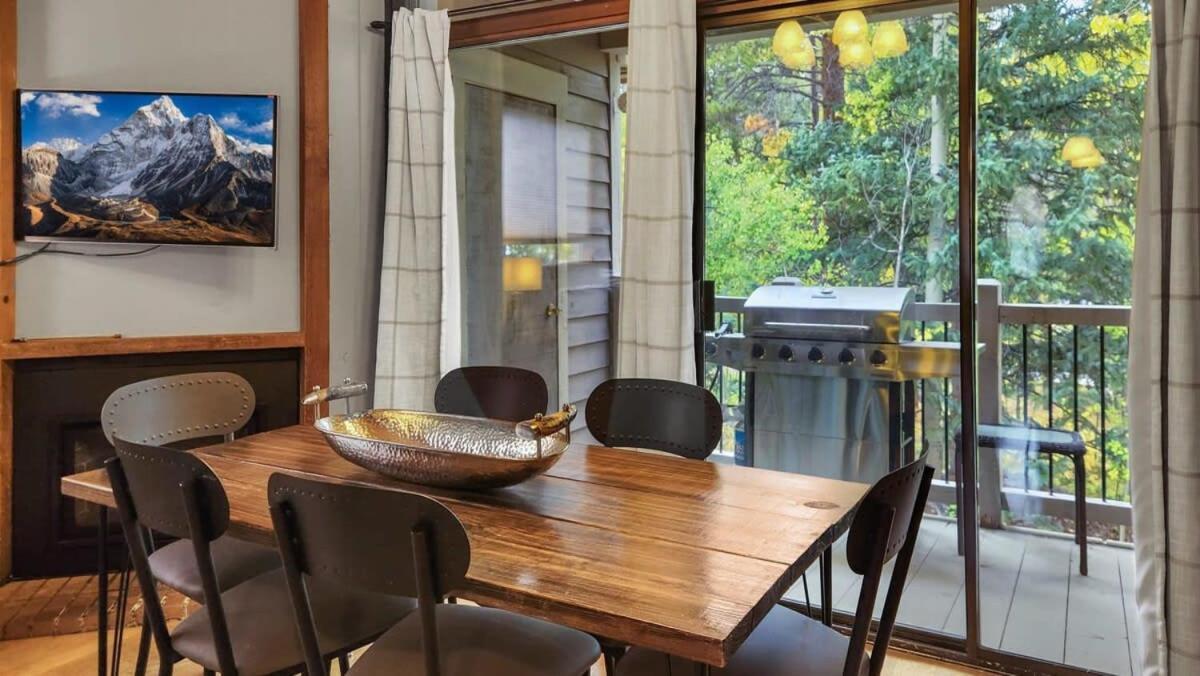 Cozy 2 Bedroom Condo In Town Walk To Main St Skiing Брекънридж Екстериор снимка
