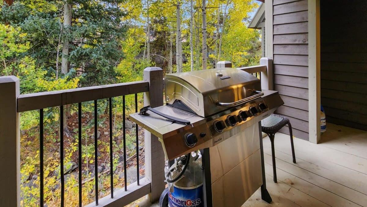 Cozy 2 Bedroom Condo In Town Walk To Main St Skiing Брекънридж Екстериор снимка